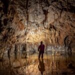 Speleologi alla scoperta della grotta di Su Palu, nel sistema carsico più grande della Sardegna